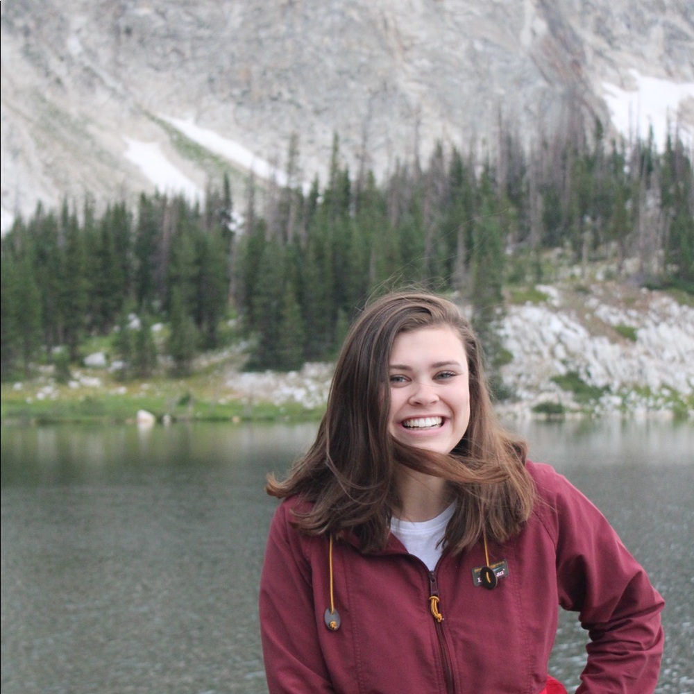 Meet your Posher, Lily